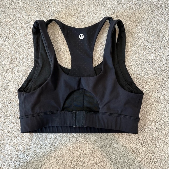 Lululemon Glide and Stride Bra - Picture 4 of 10